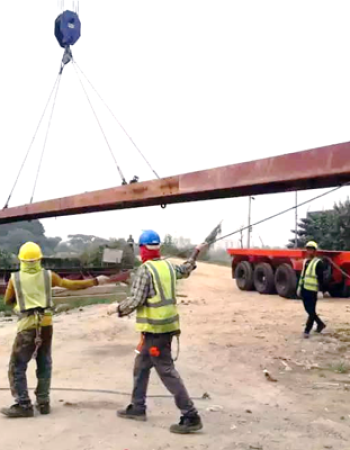 Erection work of cross beam support 3